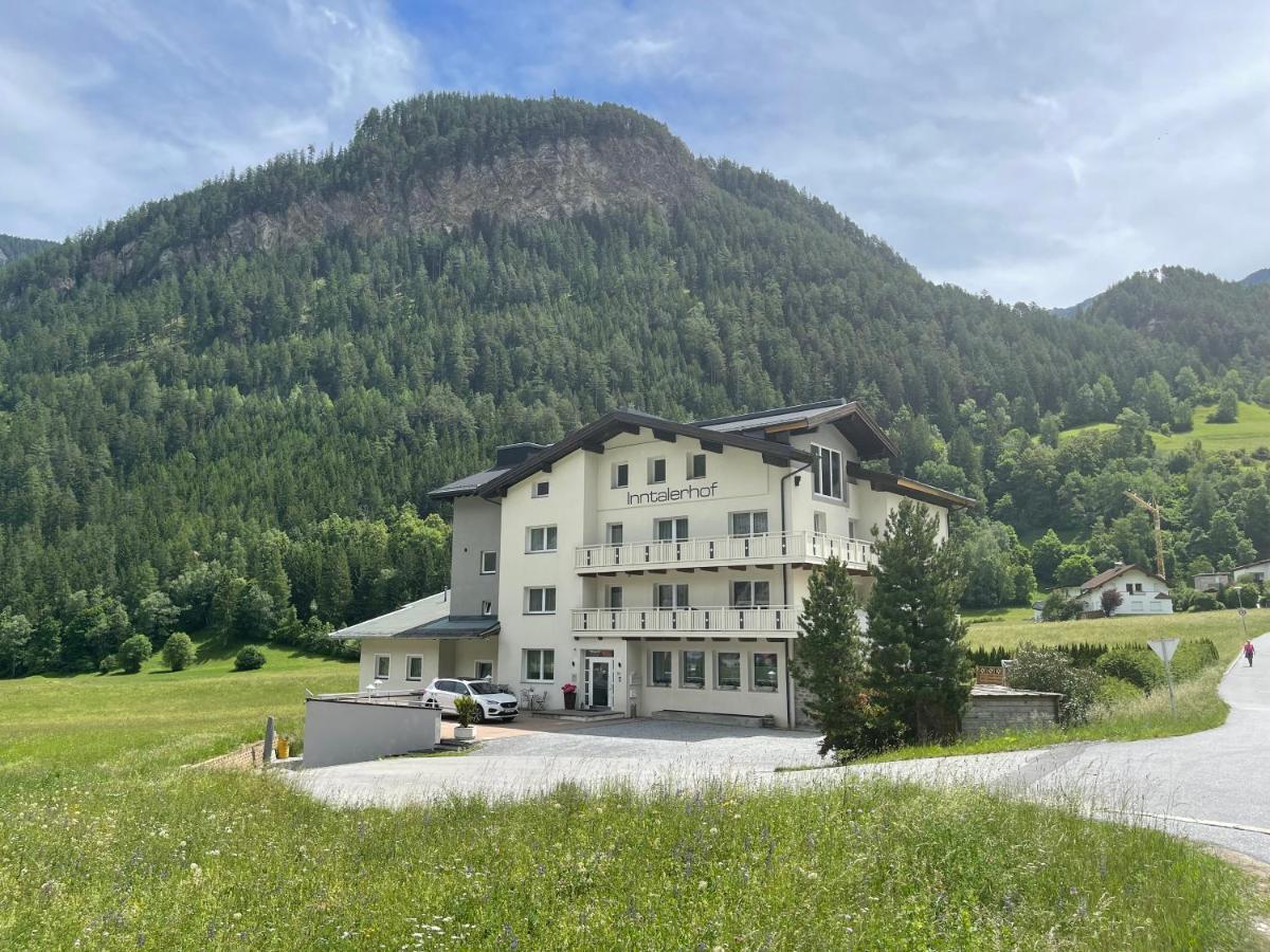 Inntalerhof Apartamento Tösenssteinach